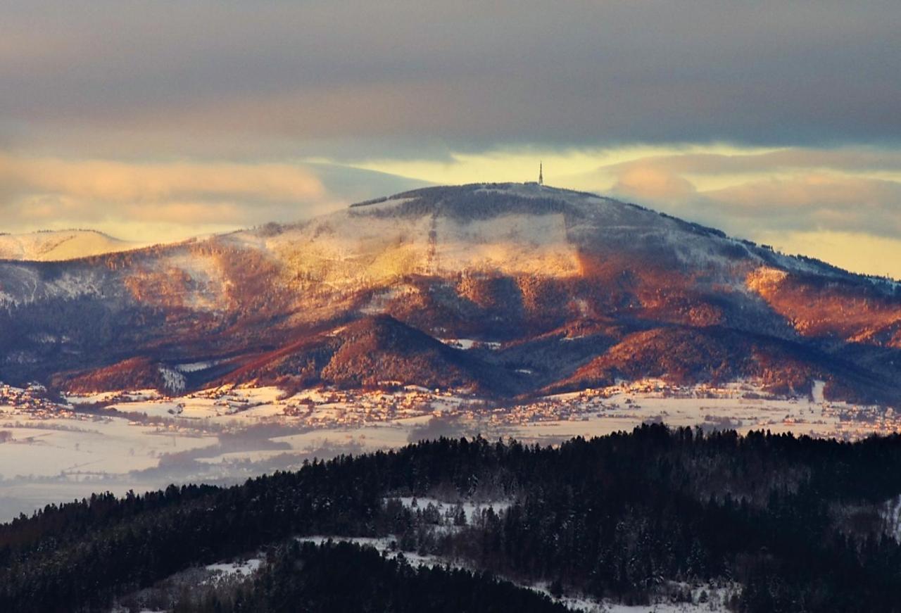 Noclegi Daglezja Pod Gora Zar * Miedzybrodzie Zywieckie